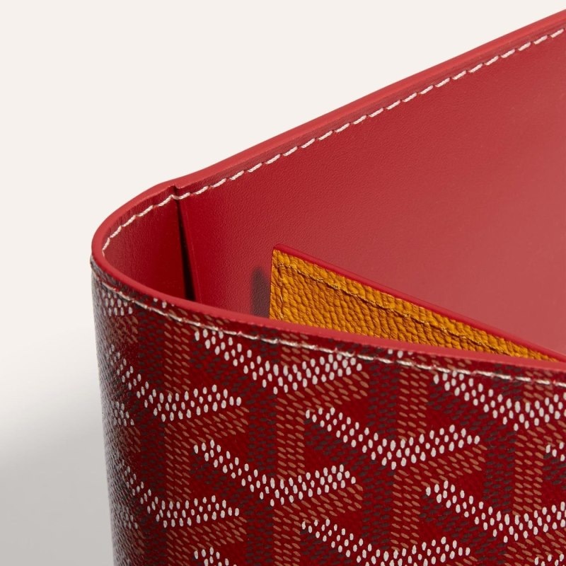 Red Goyard GRENELLE PASSPORT COVER | MVTS9202